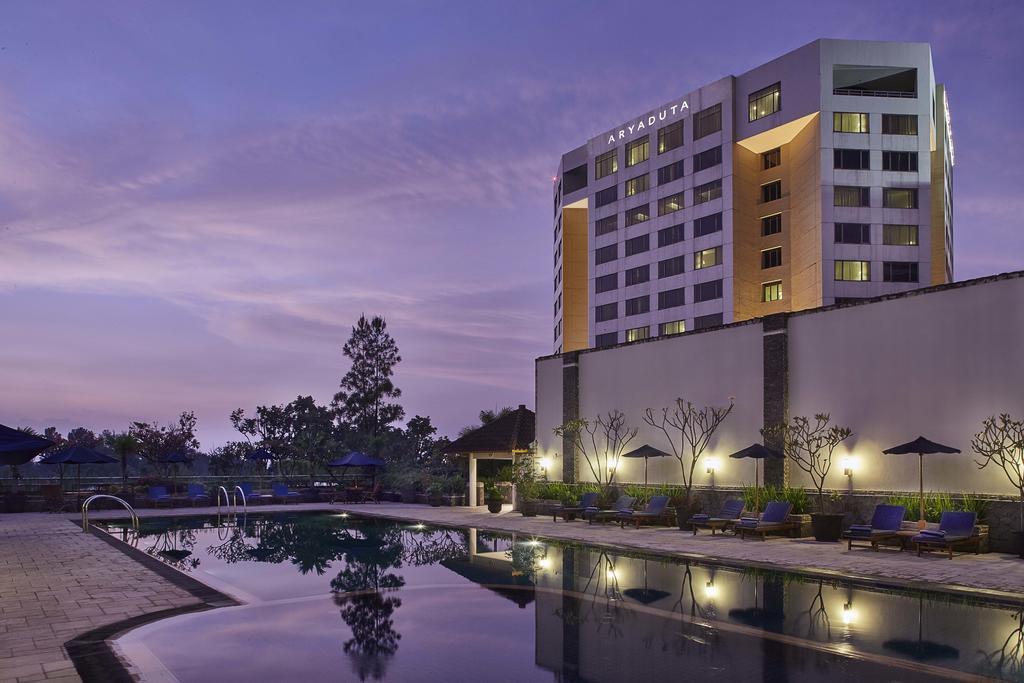 Hotel Aryaduta 4*